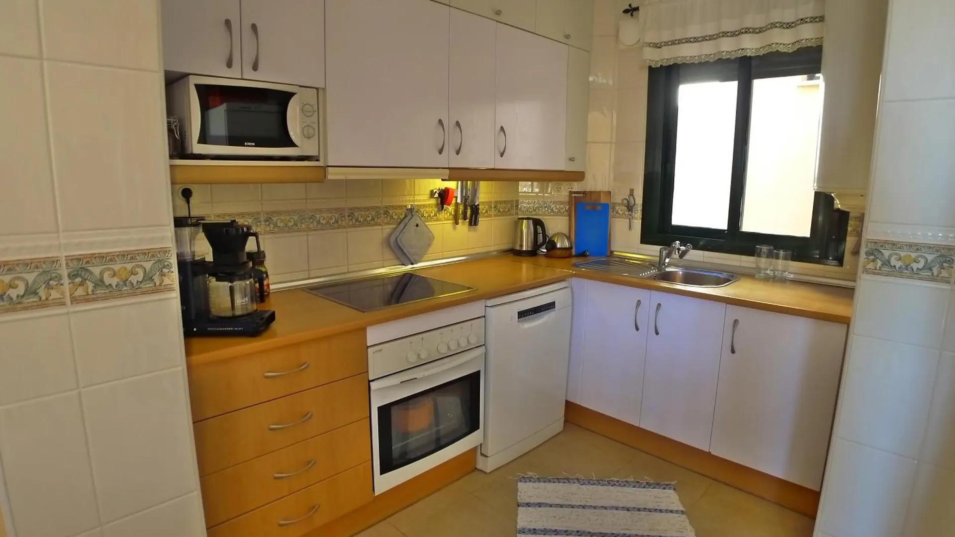 R1364 Cala De Nerja Lägenhet